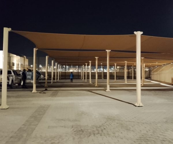 Mousqe sail shade